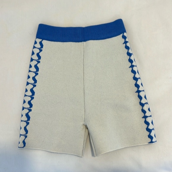 NWT By Billie Wave Bike Shorts, Blue/White, S/M - Picture 2 of 6